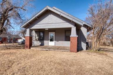 Main picture of 2247 NW 35th St