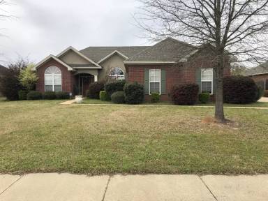 Main picture of 649 Whistlewood Rd
