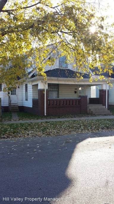 Main picture of 1470 S 10th St