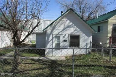 Main picture of 223 9th Ave S