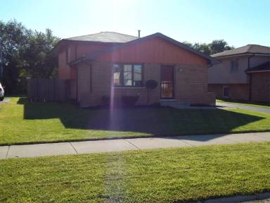 Main picture of 14517 Oakley St