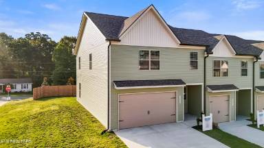 Main picture of 1805 Bennett Village Dr