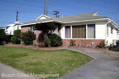 Main picture of 5018 Stevely Ave