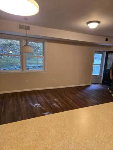 Main picture of 522 Spring St