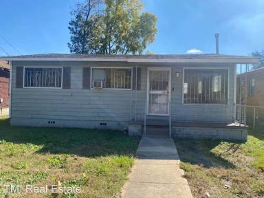 Main picture of 3605 Fl Shuttlesworth Dr
