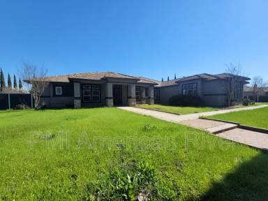 Main picture of 7740 Polo Crosse Ave