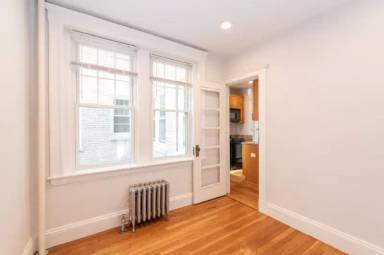 Main picture of 286-288 Chestnut Hill Ave