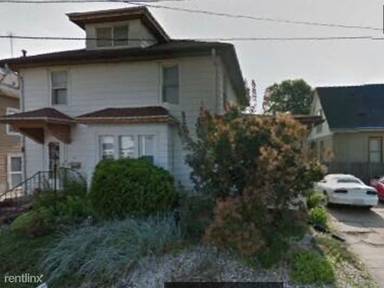 Main picture of 6 Kenmore Ct