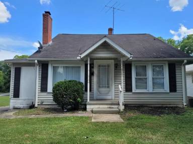 Main picture of 621 N Fulton St