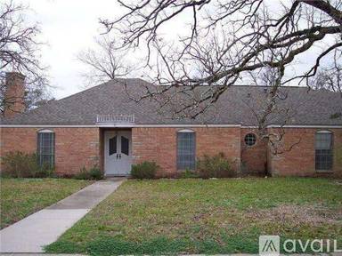 Main picture of 1207 Neal Pickett Dr
