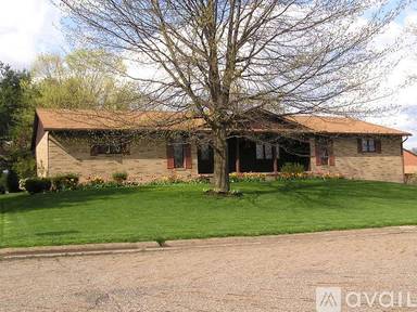 Main picture of 2131 Mohler Dr NW