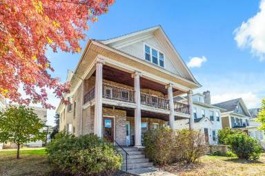 Main picture of 2205-15 Pleasant Ave