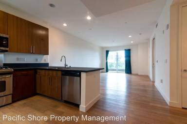 Main picture of 6001 Carlton Way