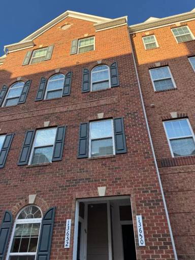 Main picture of 13650 Endeavour Dr