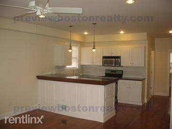 Main picture of 14 Duval St