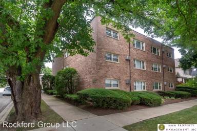 Main picture of 102 Rockford Ave
