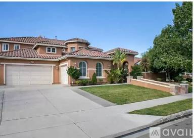 Main picture of 15374 Falcon Crest Ct