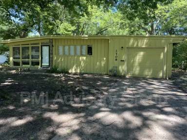 Main picture of 1708 SW Shunga Dr