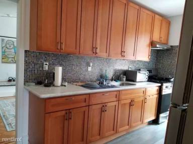 Main picture of 2132 72nd St