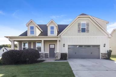 Main picture of 38 Birdo Point Way