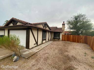 Main picture of 1757 W Linden St