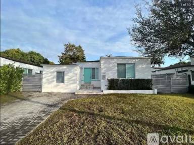 Main picture of 1265 SW 19th Ter