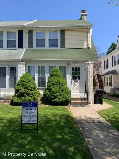 Main picture of 230 E 9th Ave