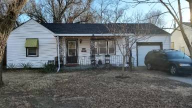 Main picture of 1533 W 19th St N