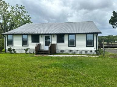 Main picture of 9465 Cowpen Branch Rd