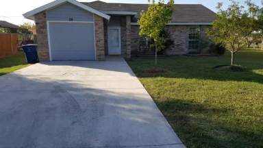 Main picture of 119 Eaglerock Dr