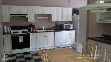 Main picture of 6521 N Greenview Ave