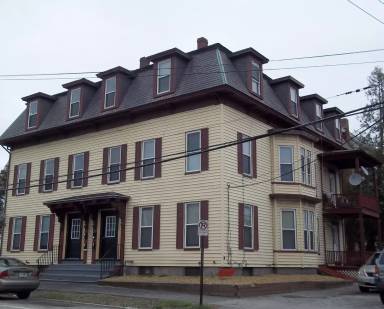 Main picture of 479 Maple St