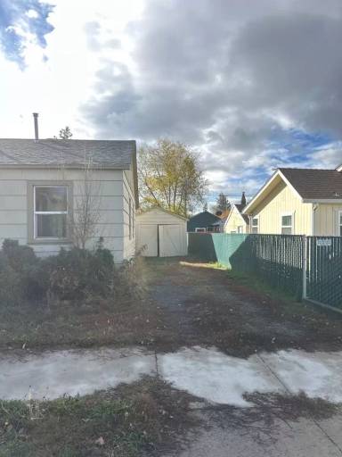 Main picture of 2314 Vine Ave