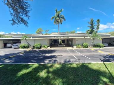 Main picture of 2437 Harbor Blvd