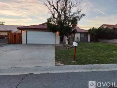 Main picture of 13553 Avenida La Vis