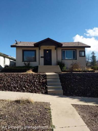 Main picture of 406 E Carleton St