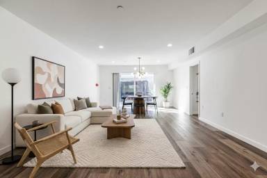 Main picture of 1119 N Berendo St