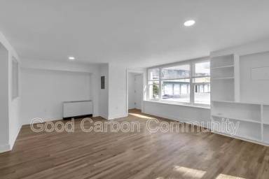 Main picture of 213 Summer St