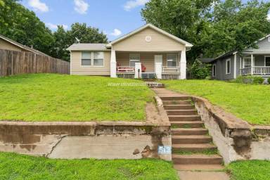 Main picture of 513 N Main St