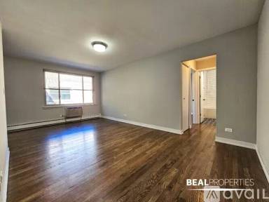 Main picture of 528 W Oakdale Ave