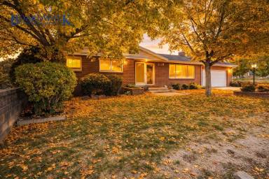 Main picture of 2127 E Evergreen Ave