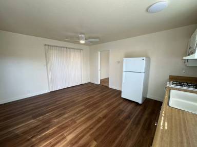 Main picture of 881 Emory Ave