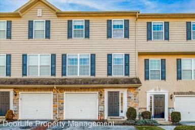 Main picture of 239 Kennedy Dr
