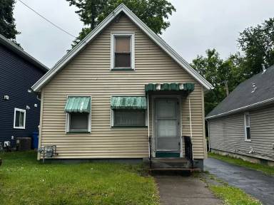 Main picture of 193 Cottage St