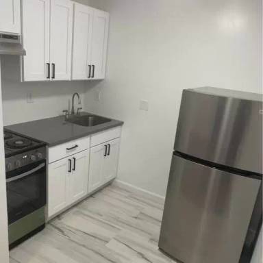 Main picture of 109 Sachem St