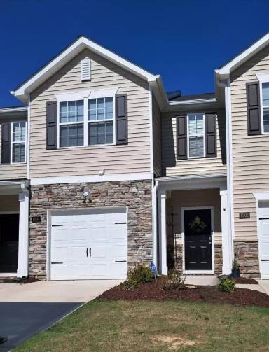 Main picture of 1204 Gracie Ln