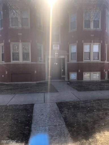 Main picture of 5901 W Huron St & 644 N Mayfield Ave Apartments