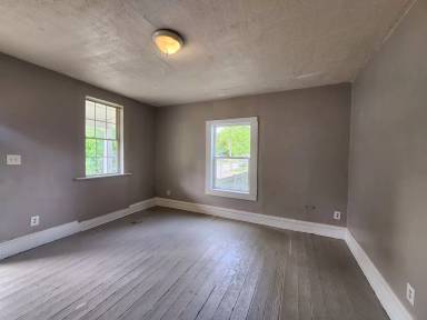 Main picture of 517 N 14th St