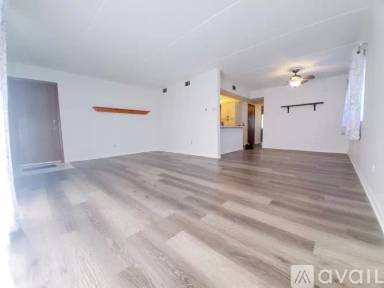 Main picture of 15308 Treetop Dr