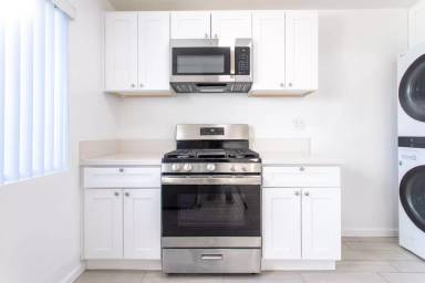 Main picture of 4086 E Calle de Carlos